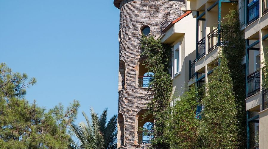 Dosi Hotel