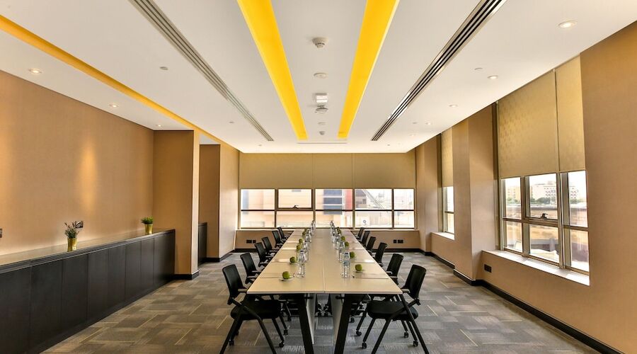 4* Four Points by Sheraton Production City vb.