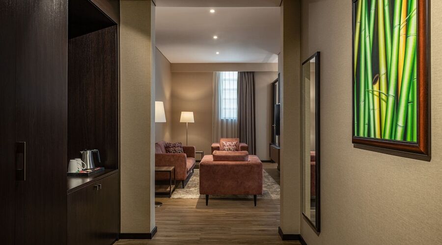 4* Four Points by Sheraton Production City vb.