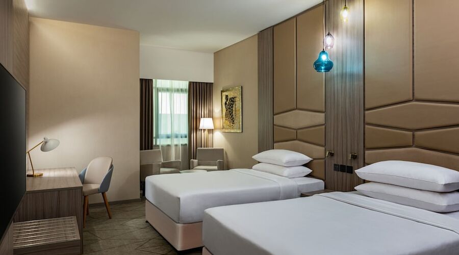 4* Four Points by Sheraton Production City vb.