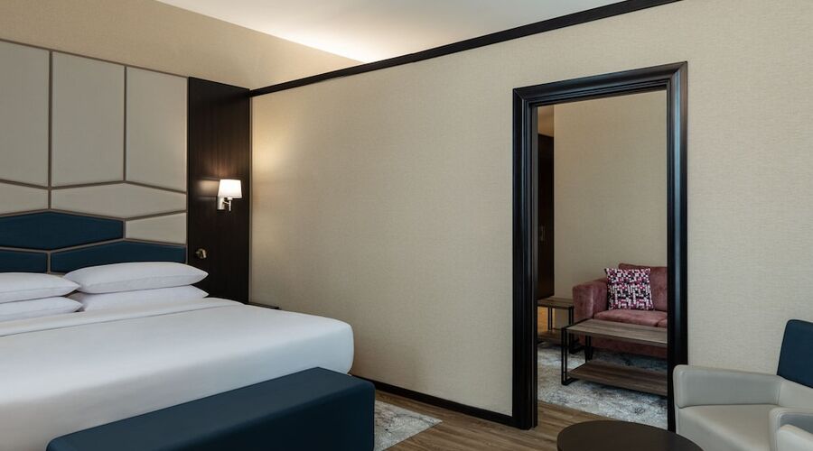 4* Four Points by Sheraton Production City vb.