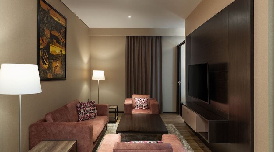 4* Four Points by Sheraton Production City vb.