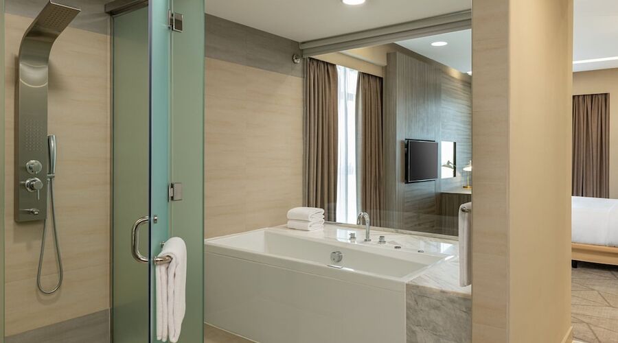 4* Four Points by Sheraton Production City vb.