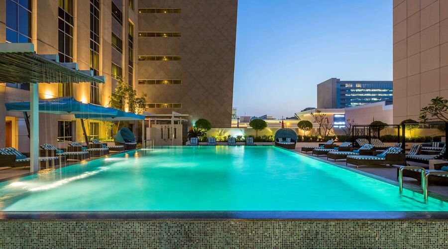 4* Novotel Dubai WTC vb.