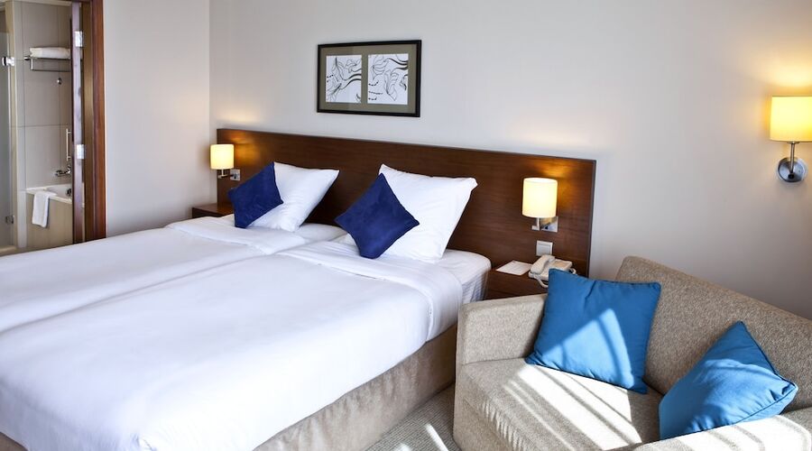 4* Novotel Dubai WTC vb.