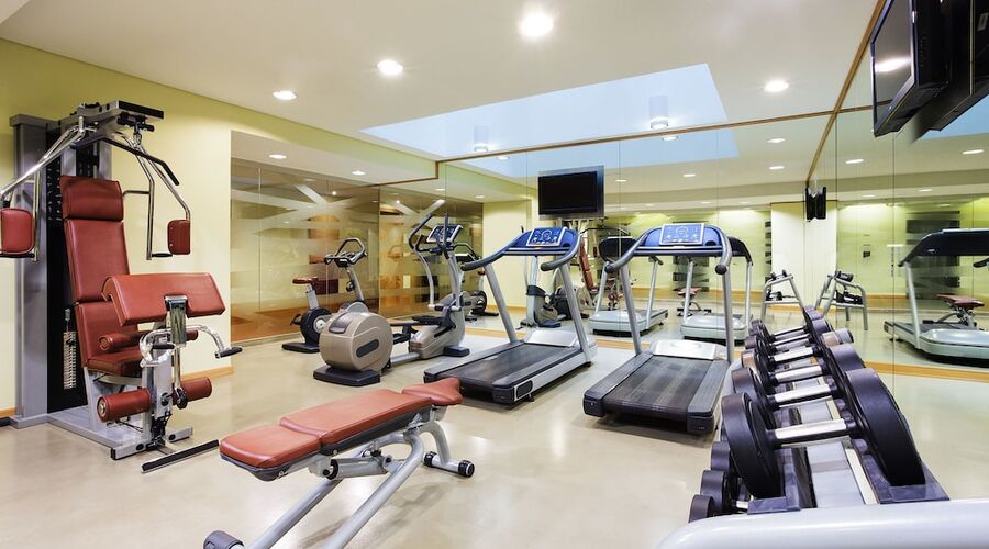 4* Novotel Dubai WTC vb.