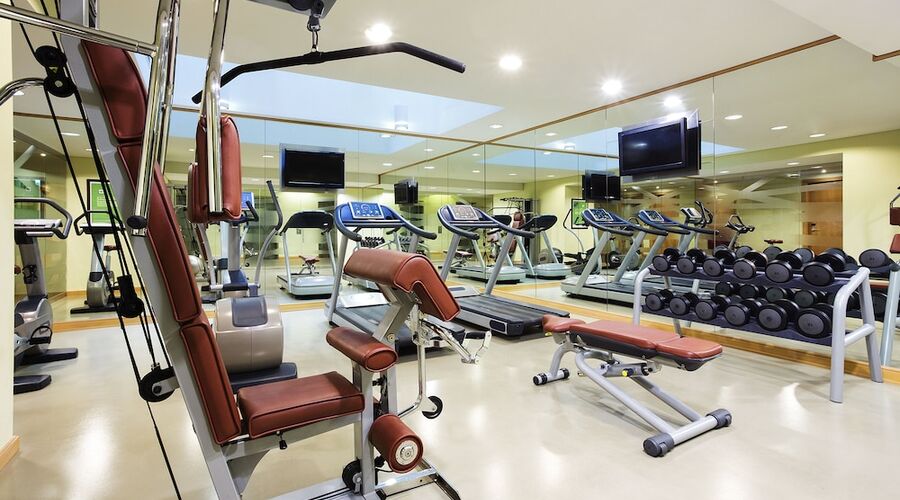 4* Novotel Dubai WTC vb.
