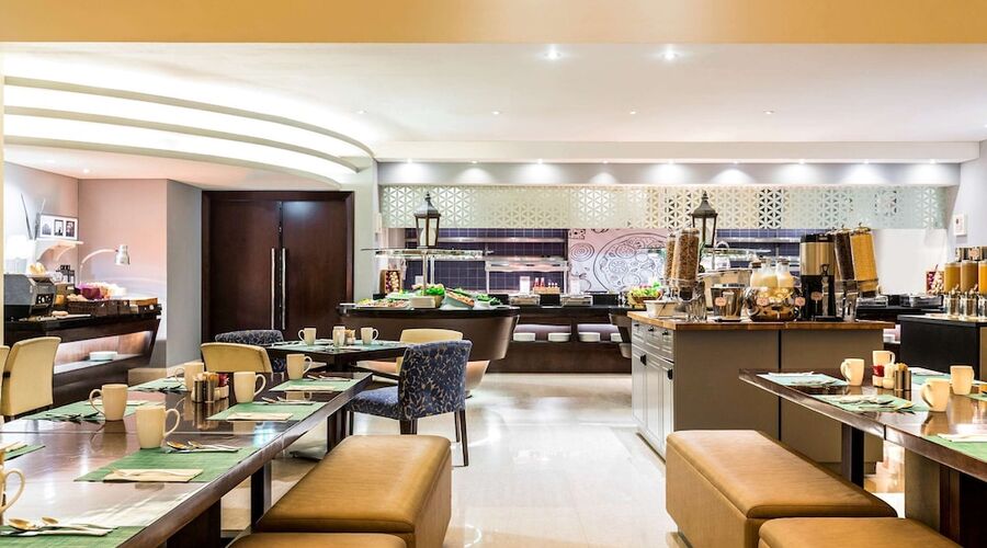 4* Novotel Dubai WTC vb.
