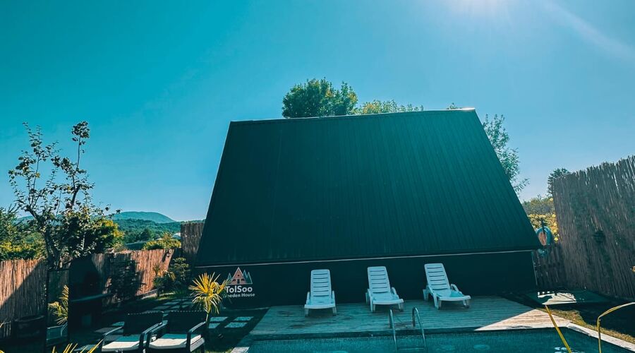TolSoo Wooden House