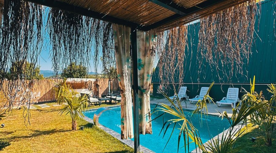 TolSoo Wooden House