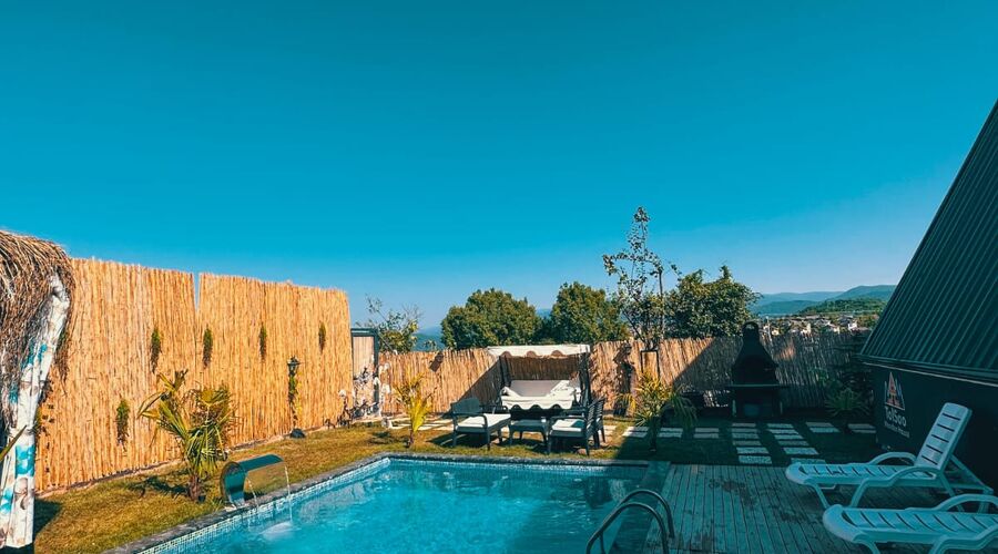 TolSoo Wooden House