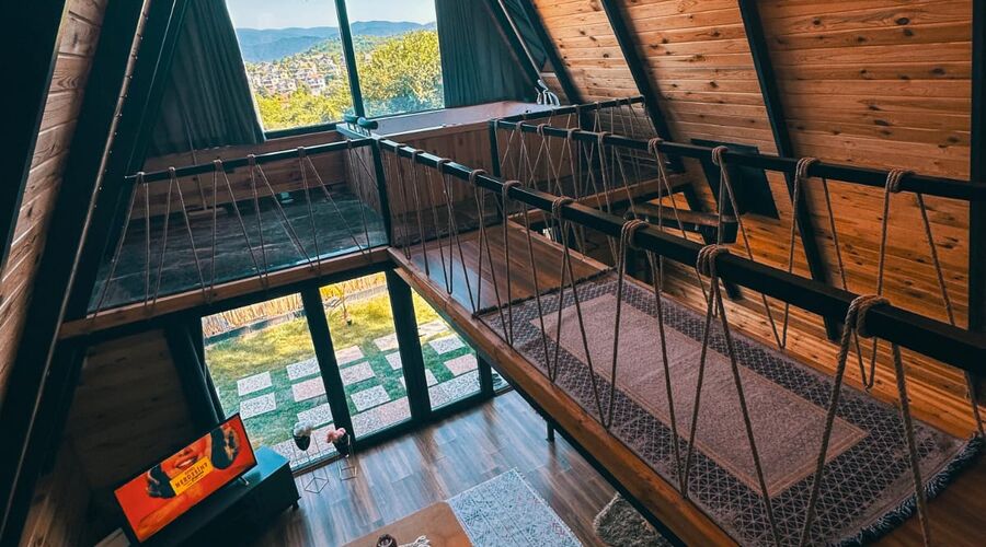 TolSoo Wooden House
